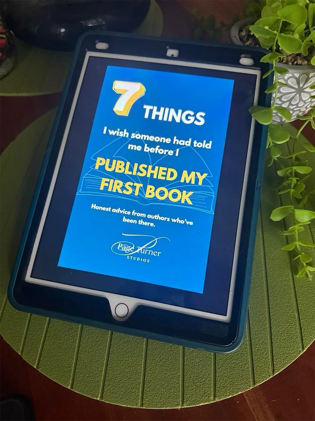 Free Self Publishing Guide | 7 Things You Must Know 3